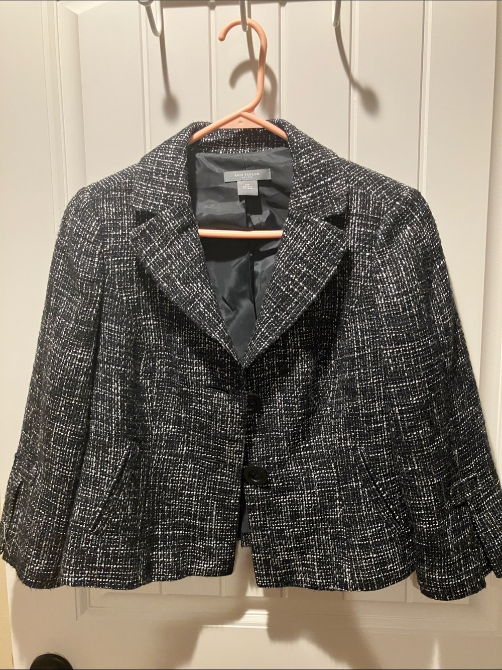 Ann Taylor Black & White Tweed Tailored Cropped Blazer